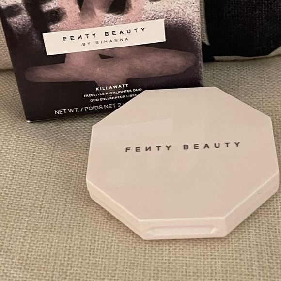 *NEW IN BOX* Fenty Beauty Highlighter Duo by Rihanna | Killawatt - Picture 7 of 8